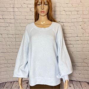 NWT New Vince Camuto Light Blue Raglan Sleeve Sweater Size M